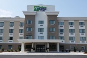 Holiday Inn Express and Suites West OC
