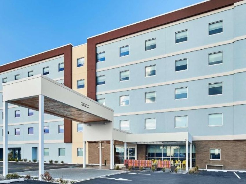 Home2 Suites by Hilton OC Bayside
