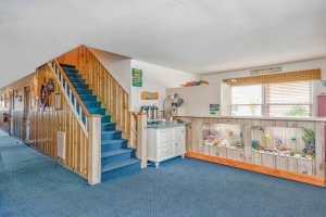 King Charles Hotel & Apartments