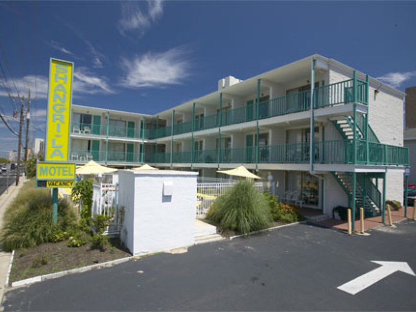 Shangri-La Motel