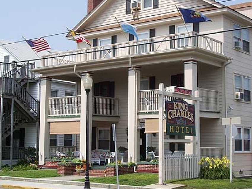 King Charles Hotel & Apartments