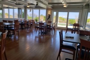 Reef 118 Oceanfront Restaurant