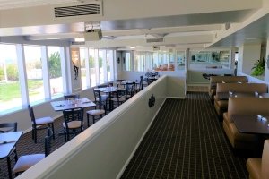 Reef 118 Oceanfront Restaurant